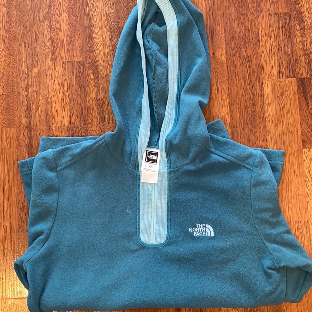 North Face pullover
